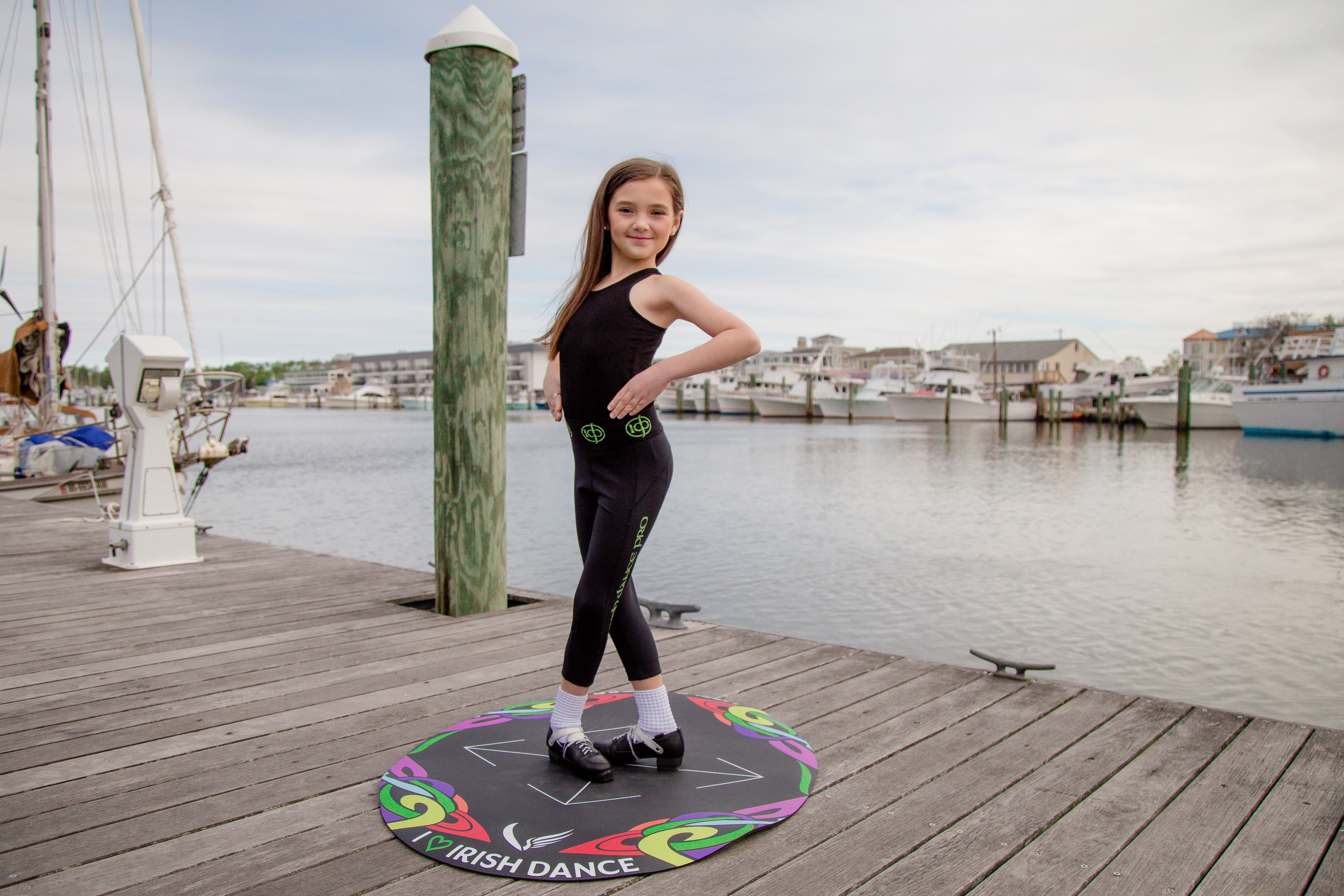 THE ORIGINAL IRISH DANCE MAT WITH CARRY CASE